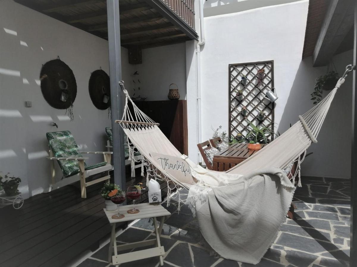 Courtyard House - Sun, Barbecue, Beach Sesimbra Eksteriør bilde