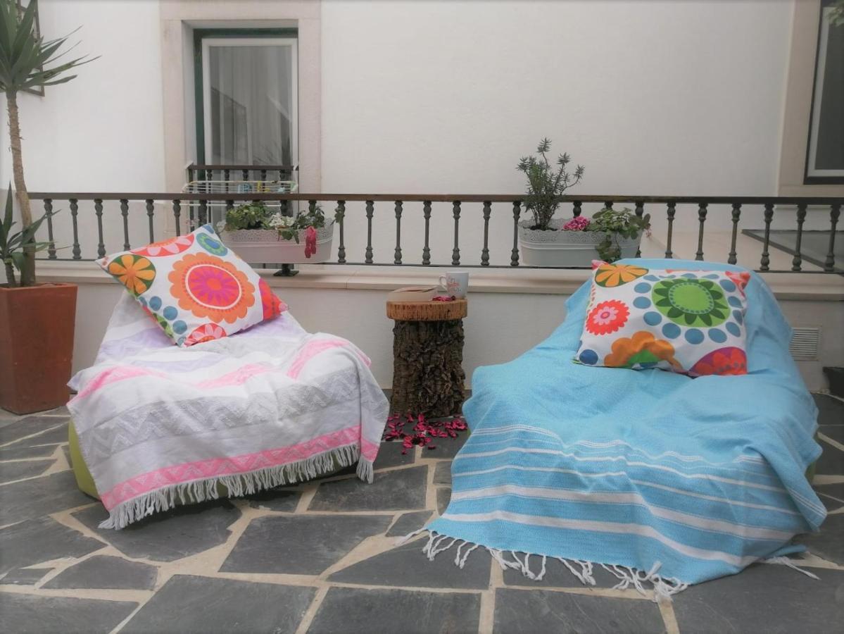 Courtyard House - Sun, Barbecue, Beach Sesimbra Eksteriør bilde